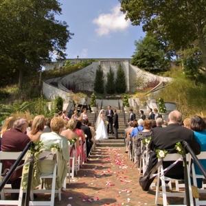 Grand Outdoor Ceremony at Lake Park Bistro